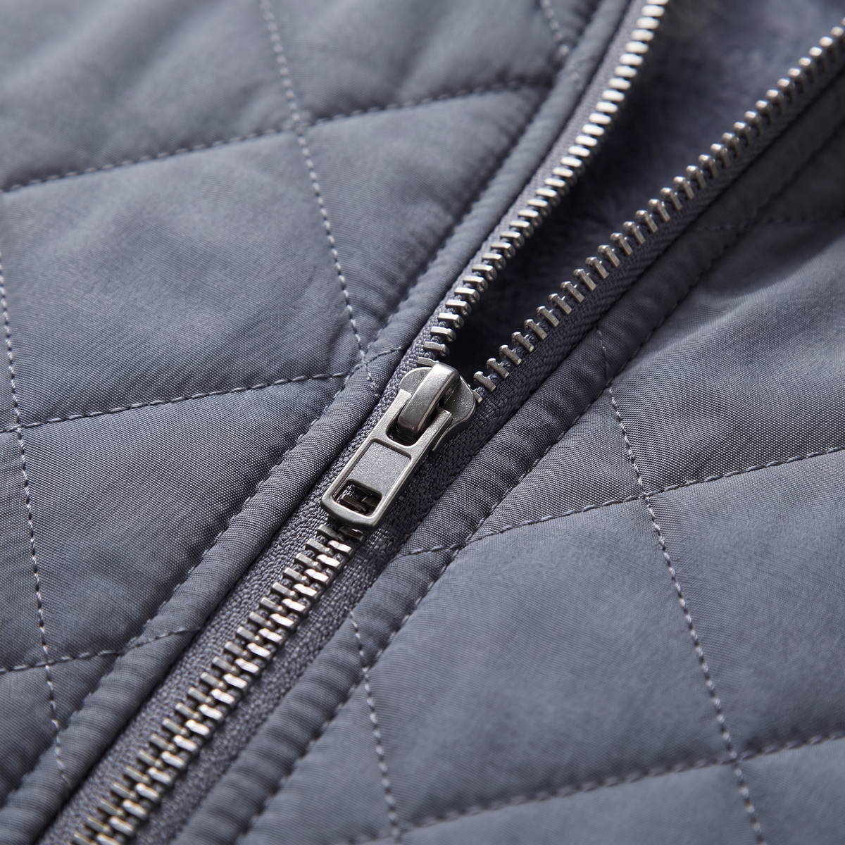 Men’s Diamond Quilted Bomber Jacket