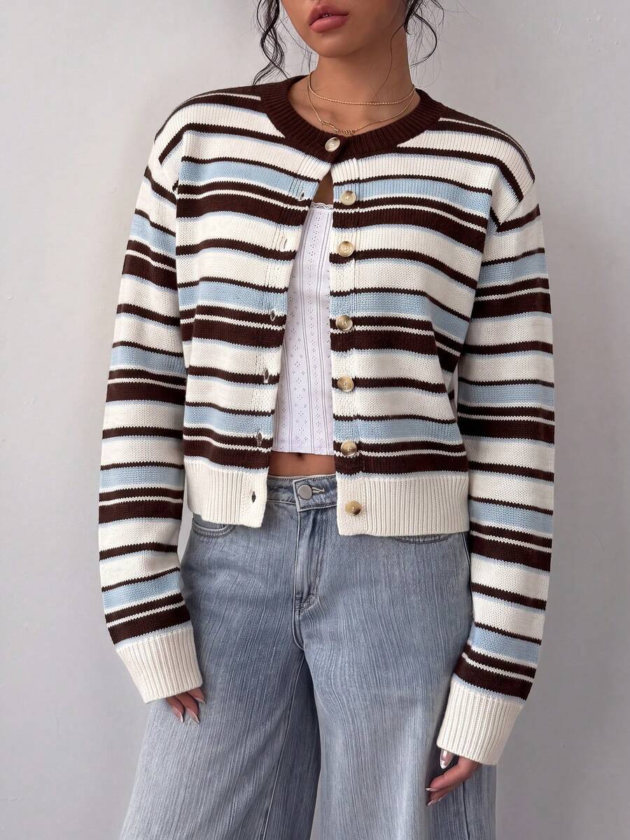 Women's Cropped Round Neck Button-Up Knit Cardigan