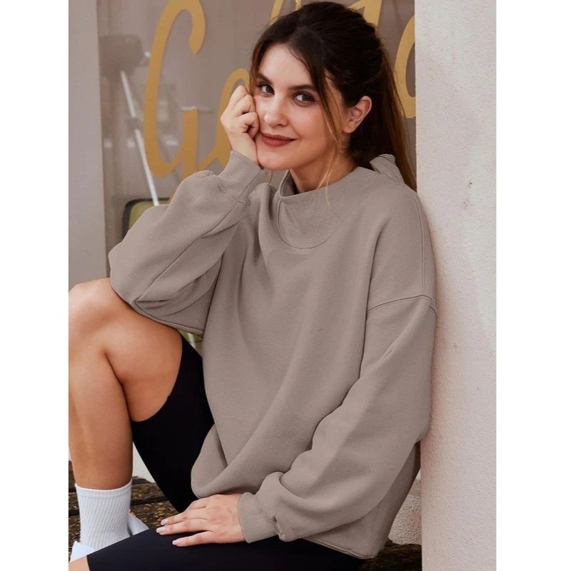 Women’s Oversized Mock Neck Fleece Sweatshirt