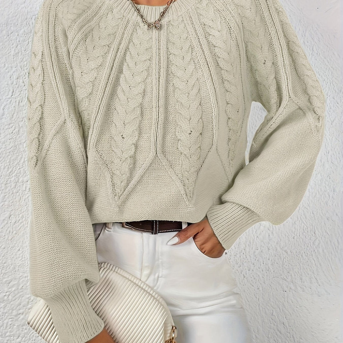Women’s Cable Knit Crew Neck Sweater
