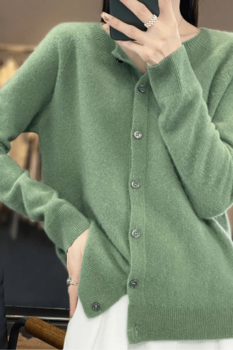 Women's Classic Button-Front Knit Cardigan with Round Neck