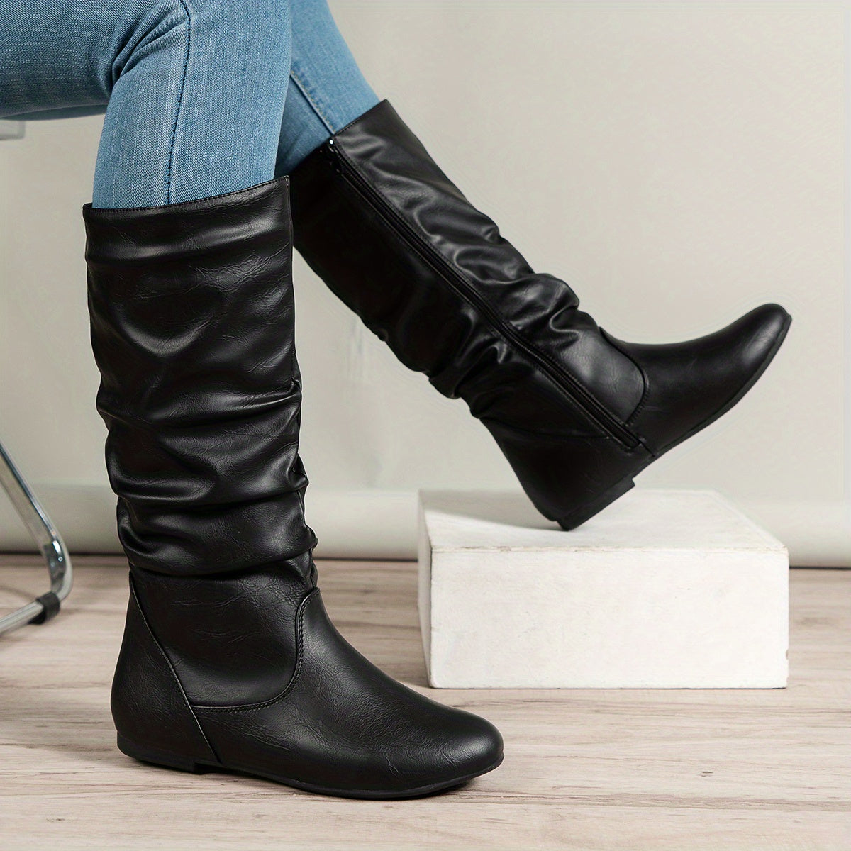 Women's Slouchy Knee-High Flat Boots with Side Zip